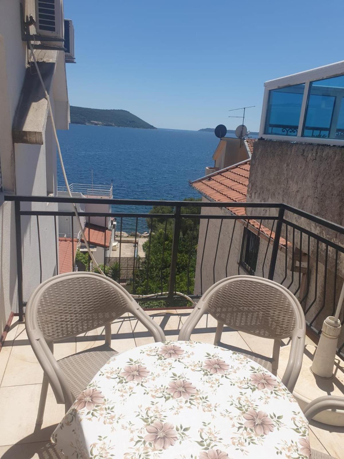 Sea View Apartments Herceg Novi Exterior foto