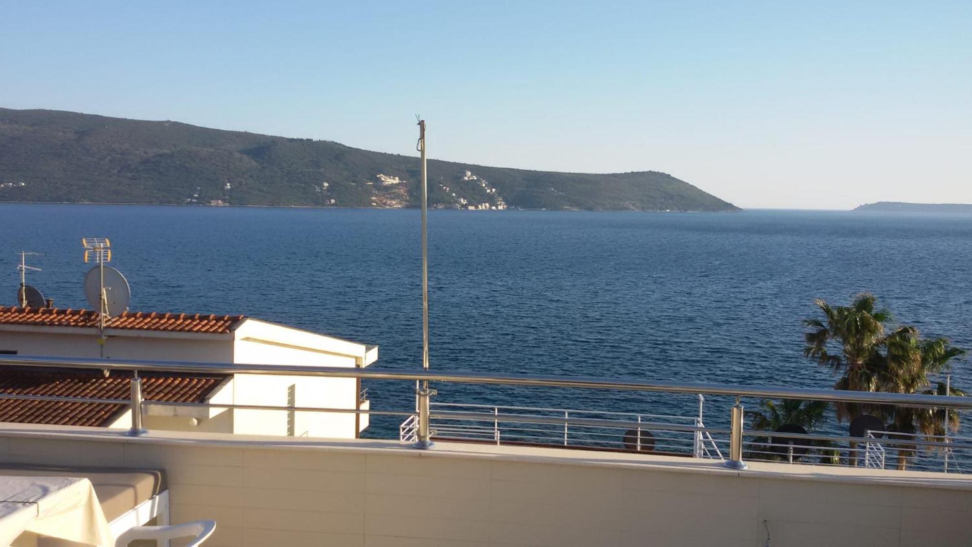 Sea View Apartments Herceg Novi Zimmer foto